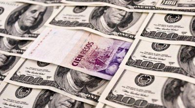 En cuotas si son montos altos, la AFIP comienza a devolver 20 � 35% por compra de d�lares