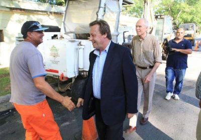 En un a�o reparar�an toda la trama vial de Paran�