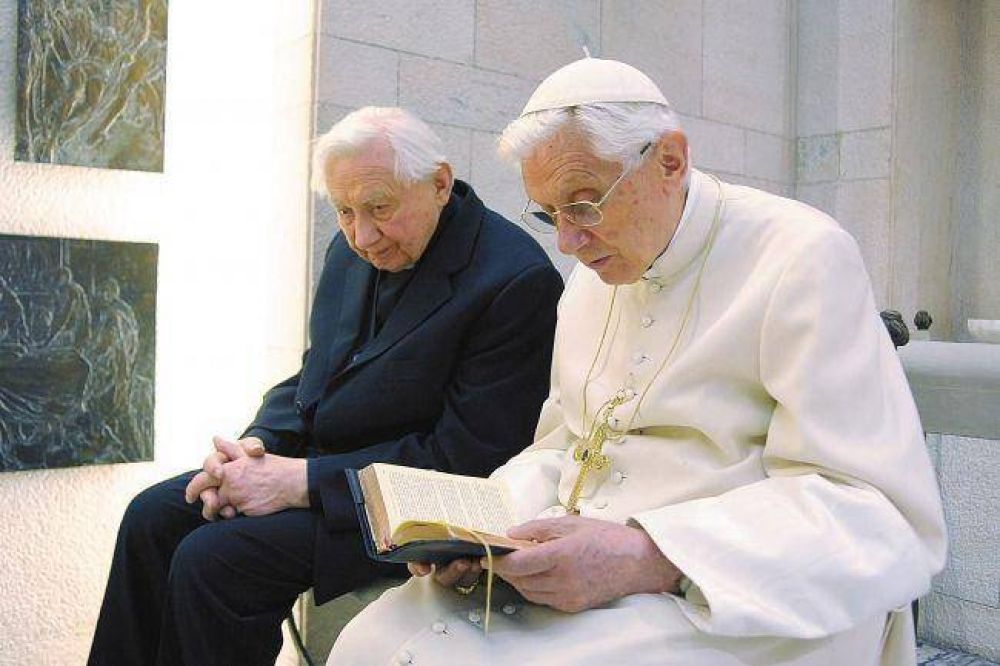 Un informe implica al hermano de Ratzinger en 231 casos de abuso