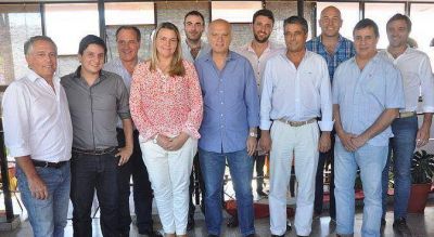 GRINDETTI ENCABEZ� UNA REUNI�N DE LA TERCERA DE CAMBIEMOS