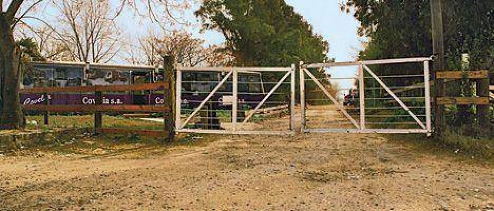 Pol�mica en Lomas por el barrio que construye una empresa de Hugo Moyano
