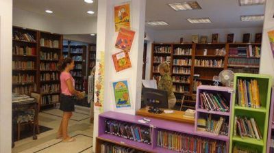 Hay talleres de verano en la Biblioteca Campano