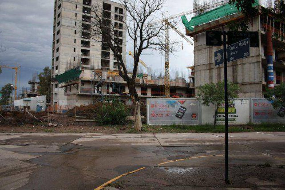Buscan paliar el impacto vial por las torres del Procrear