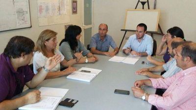 Concejales eseverristas piden que Correo Argentino emita estampillas con los Emiliozzi