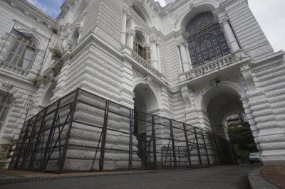 Sigue la tensi�n en el municipio y convocan a una nueva movilizaci�n