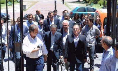Salvai recibe a la comisi�n negociadora del FpV para avanzar en el Presupuesto
