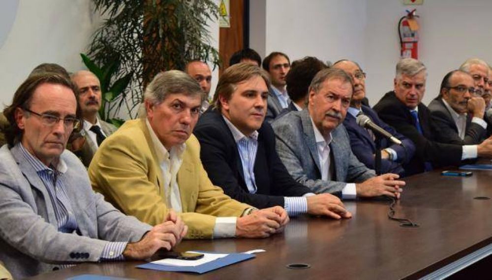 El gabinete provincial va a la Casa Rosada
