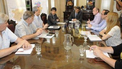 El Comit� de Emergencia confirm� m�s de 100 evacuados y reparaciones en rutas y puentes
