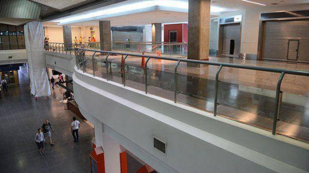 Nuevas obras en el aeropuerto demandar�n $300 millones