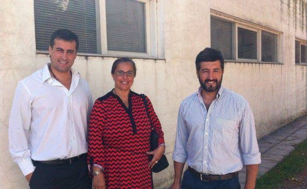 CONCEJALES DEL FPV SE REUNIERON CON VECINOS