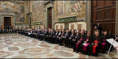 El Papa denuncia 