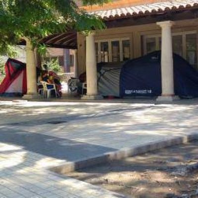 Paredes pag� como programas a cientos de designados a planta