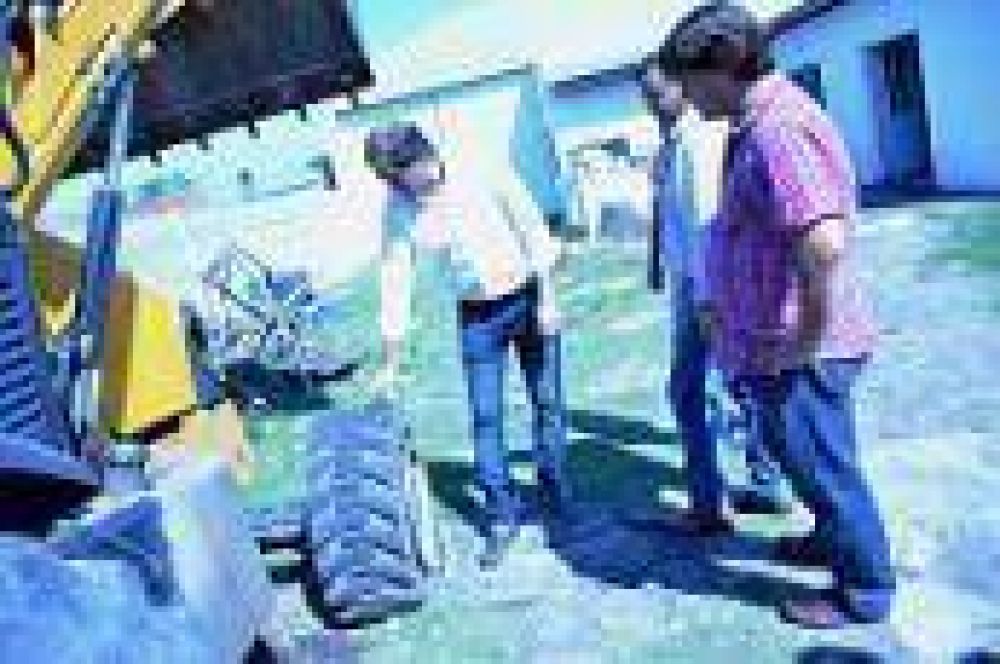 La Plata: Garro visit� la Delegaci�n Abasto, lugar en el que funcionan 49 cooperativas