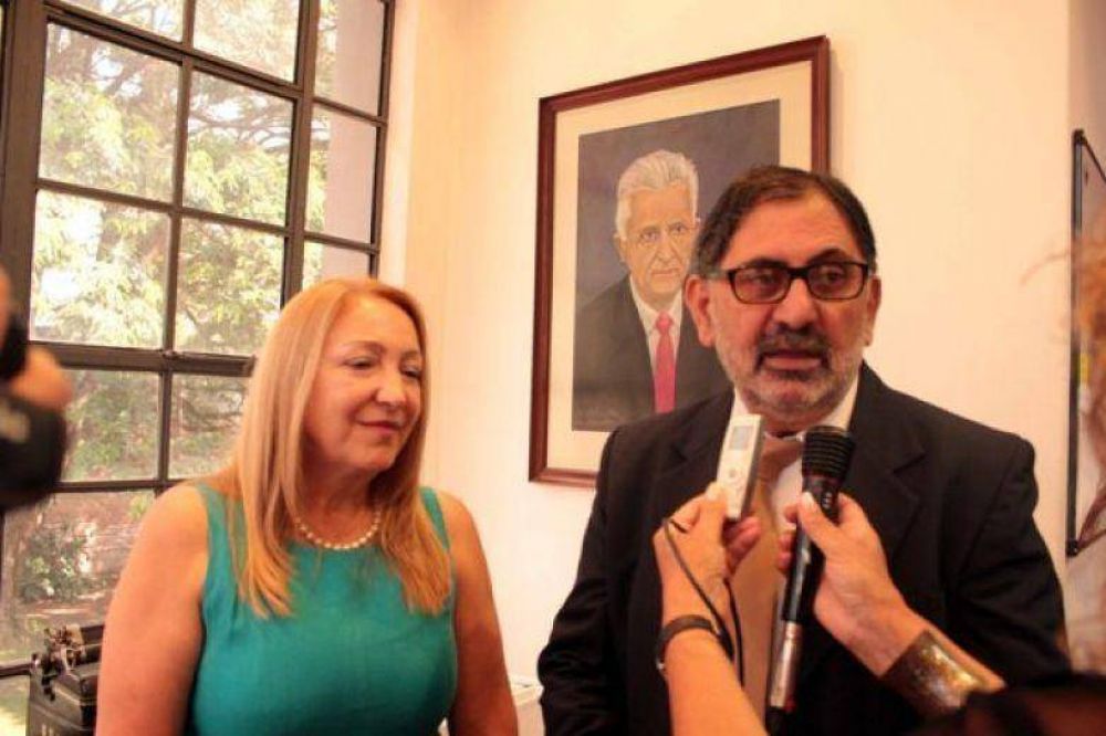 JORGE RECIBI� A LA SENADORA SILVIA GIACOPPO