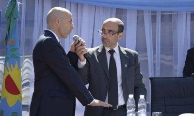 La pol�tica analiza el primer mes de Nicol�s Ducot� en el gobierno