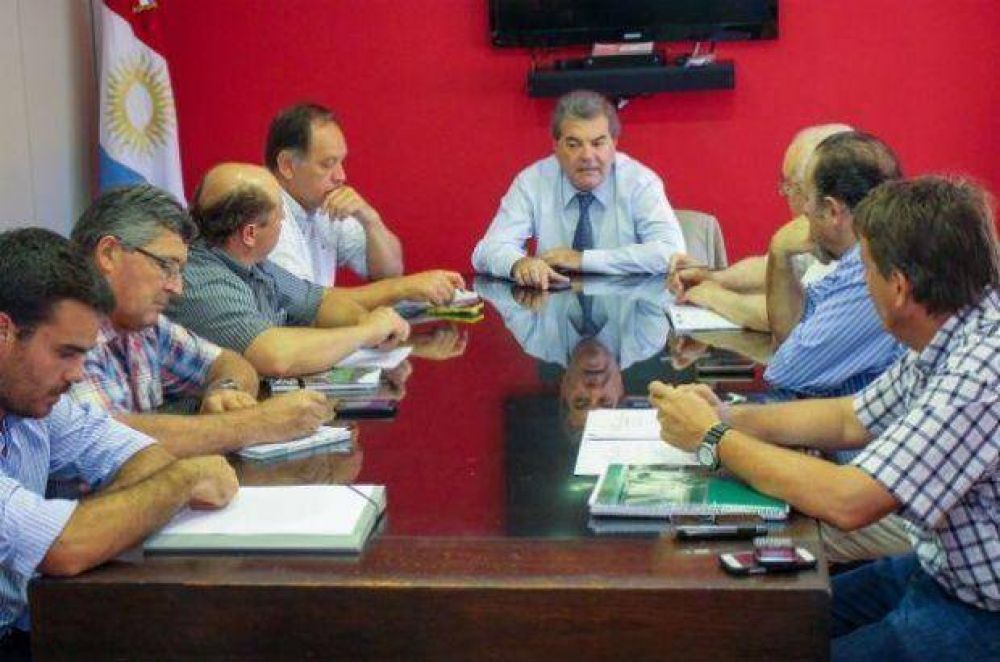 C�rdoba: Busso recibi� a la Comisi�n de Enlace Agropecuaria