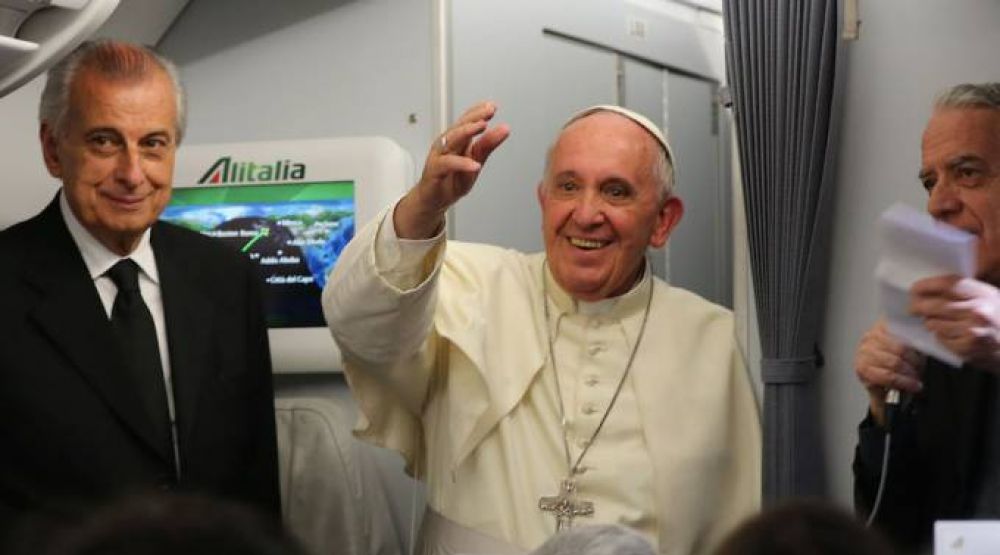 El Papa Francisco har dos viajes ms fuera de Italia en 2016?