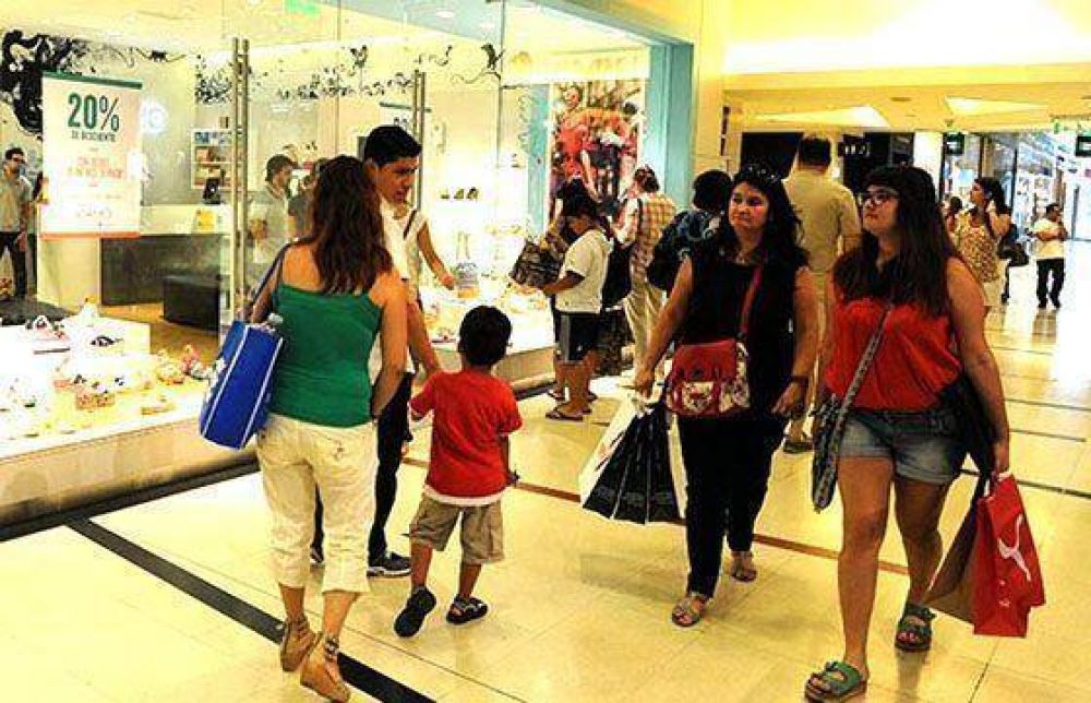 Sancionaron a comercios por no exhibir precios