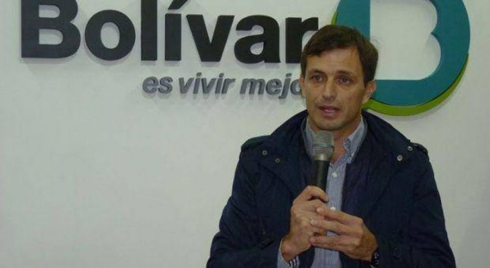 Acuciado por la falta de recursos �propios�, Bucca invent� una nueva tasa municipal