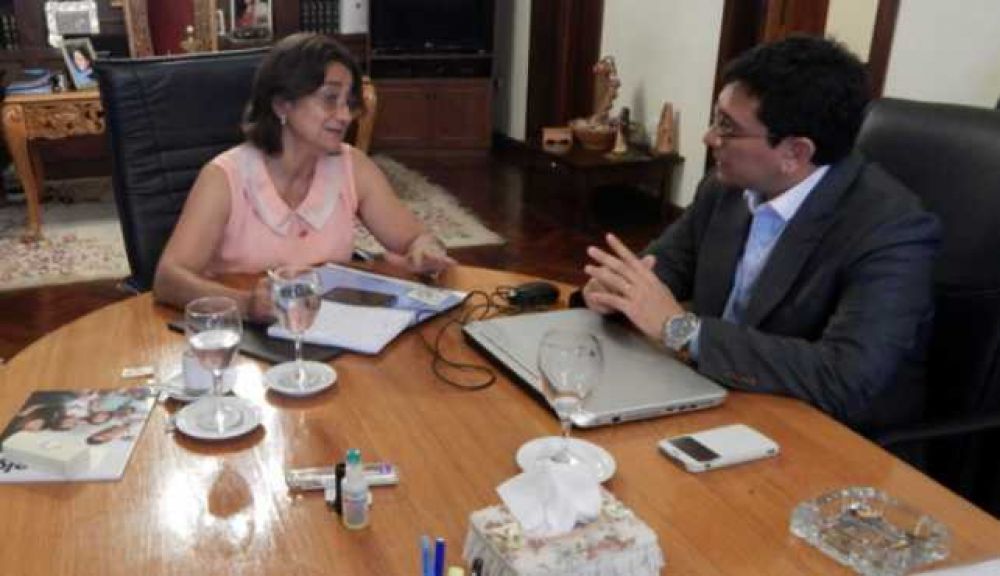Corpacci recibi� al intendente Ferreyra