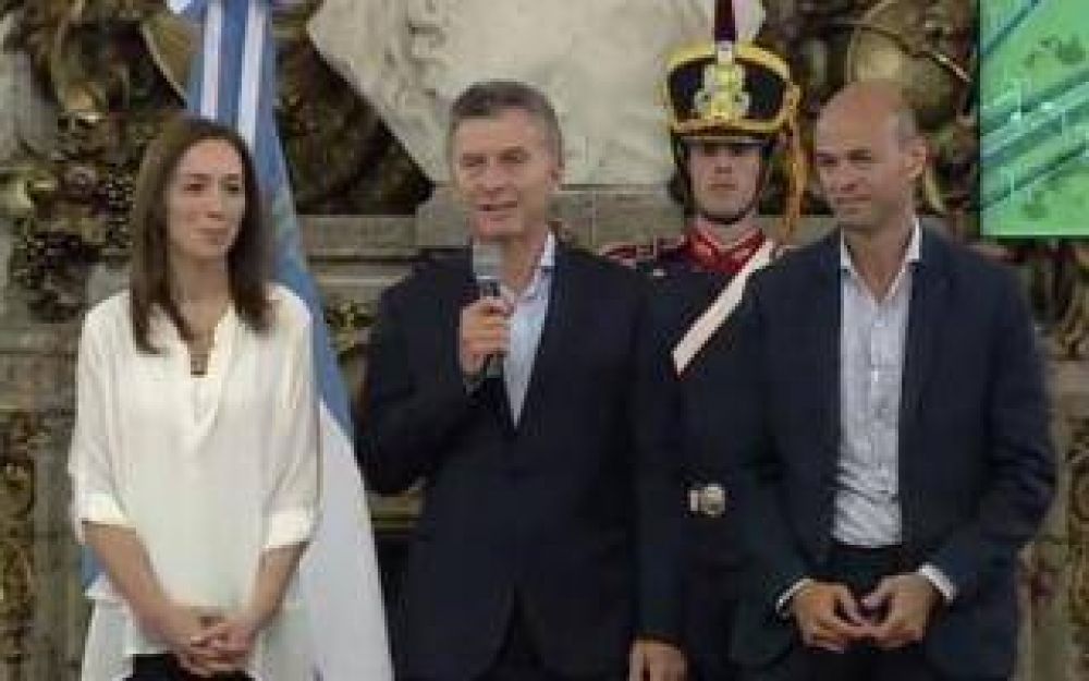 Macri y Vidal prometieron terminar las obras de la ruta 5 en la Provincia