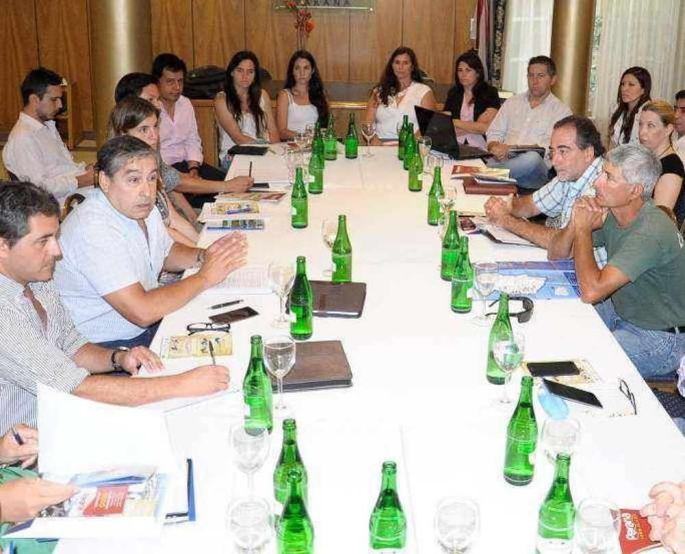 Municipios de la costa del Paran� se a�nan para potenciar el turismo 
