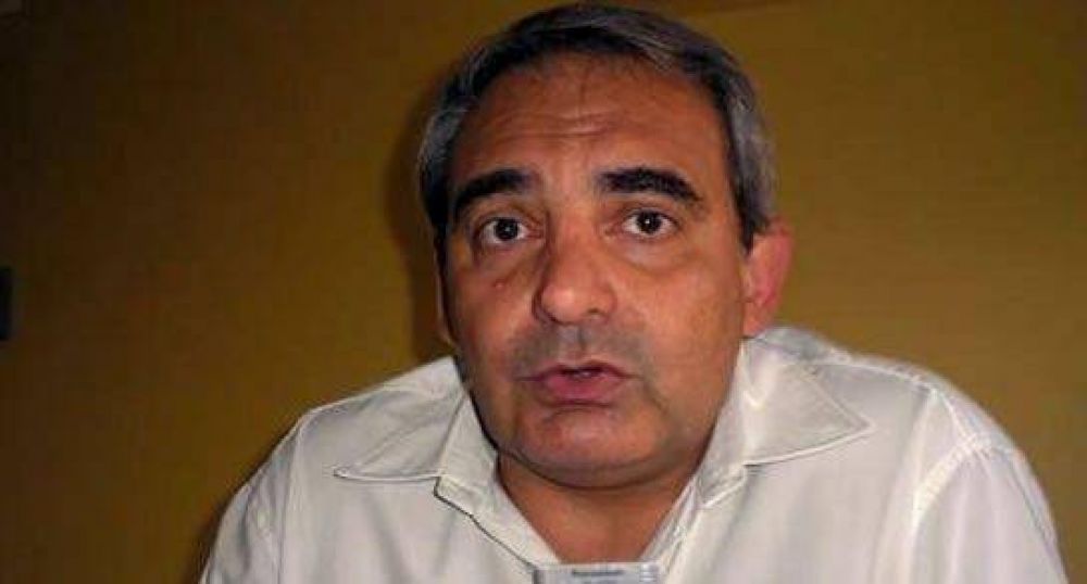 Rechazan revisar contratos de trabajadores del Estado