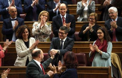 Asumió el nuevo Congreso en España y expuso la crisis política del país