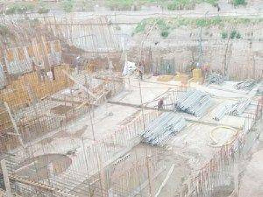 Construyen el edificio principal de la nueva Estaci�n de Bombeo