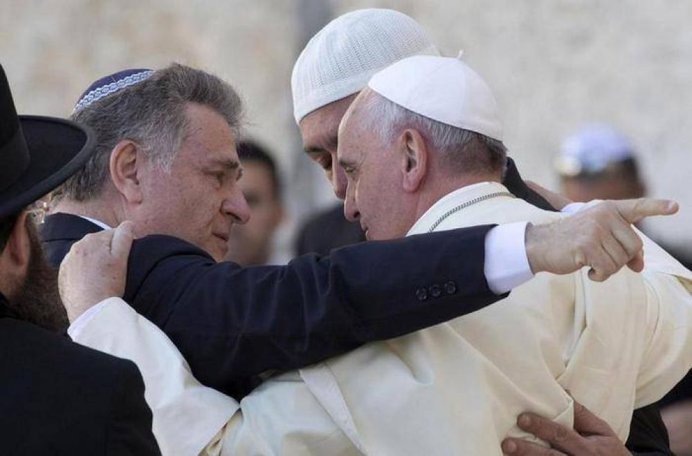 Visita a la Sinagoga de Roma; Skorka: He aqu el paso del Papa