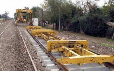 Z�rate: Frenan obras de renovaci�n de v�as por falta de pago