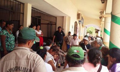 Empleados tomaron la Municipalidad de Moldes