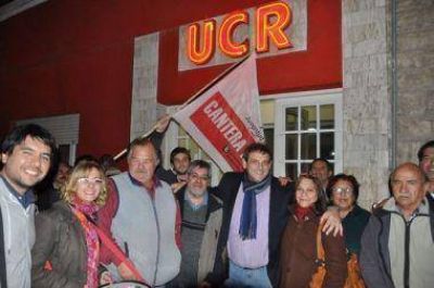 Castro asumi� como vice, pero Ibazeta sigue al frente