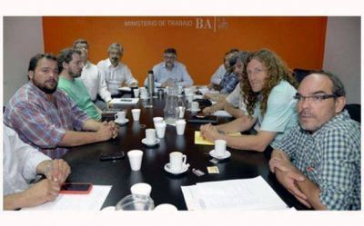 ATE Pilar: �La paritaria Municipal sigue en pie�