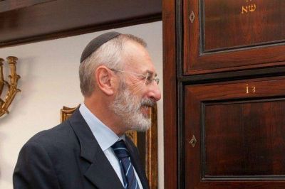 El rabino de Roma: �la visita del Papa a la sinagoga contrasta con quien usa la religi�n para destruir�
