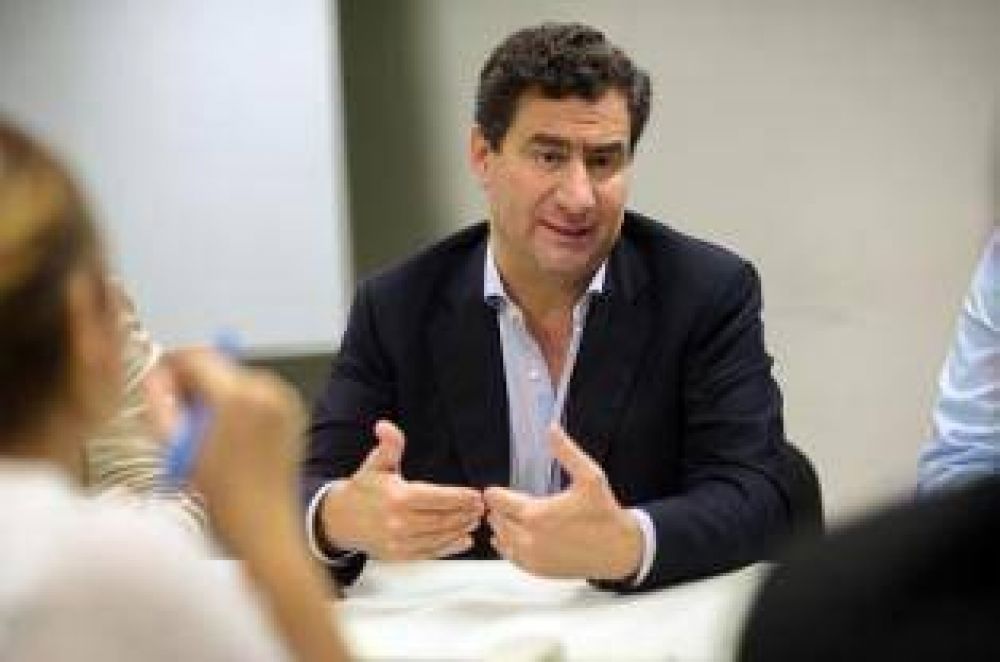 El titular del PAMI apunta a agilizar los tr�mites y turnos