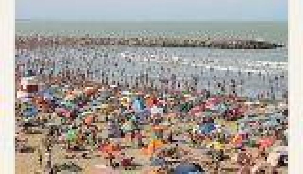 En la Costa prev�n que en la segunda quincena tambi�n habr� menos turistas