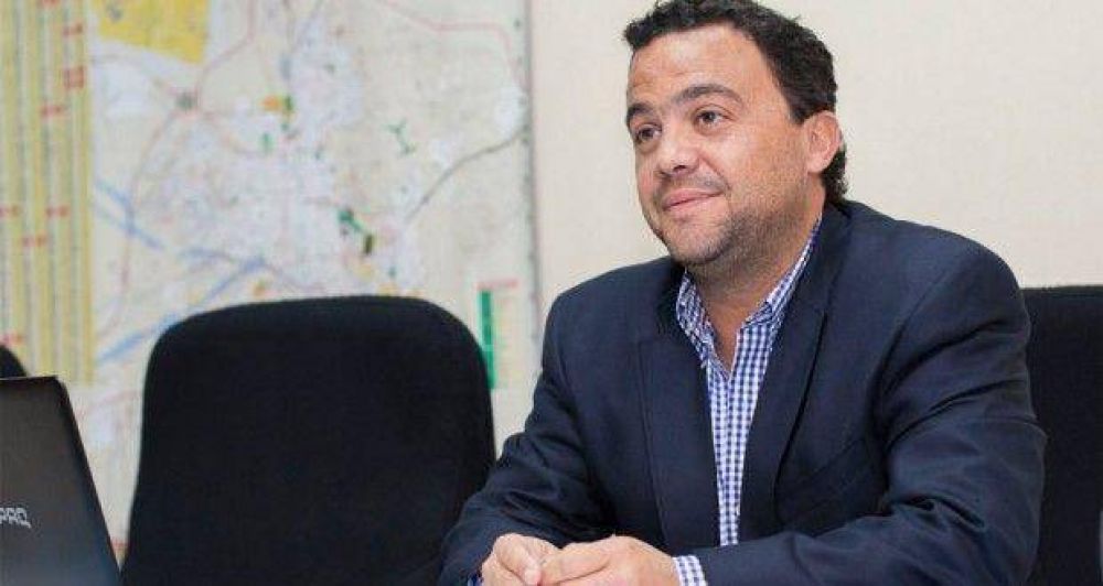 Sebastian Gomeza: �Cada intendente decide si necesita m�s o menos gente o si incrementa los impuestos�