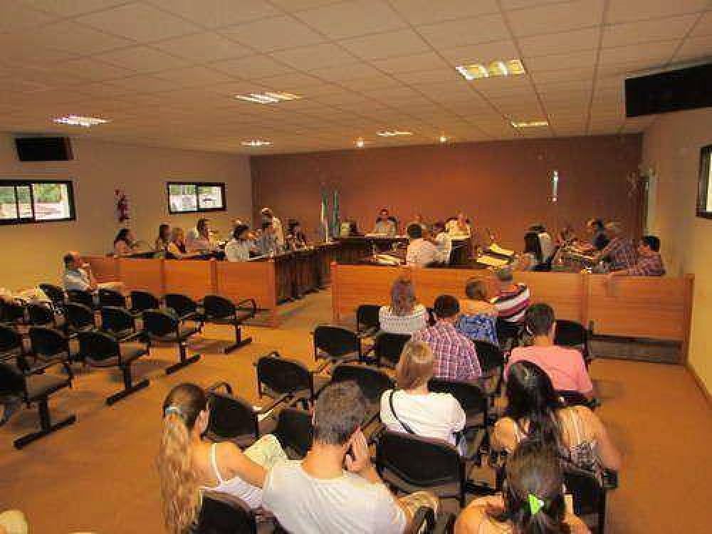 Se aprob� el presupuesto 2016: 375 millones y 40 % de aumento de tasas