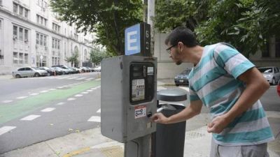 Desde hoy aumenta el parqu�metro y cuesta $ 4 la hora