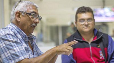 Sigue el planteo de taxistas contra la AMT