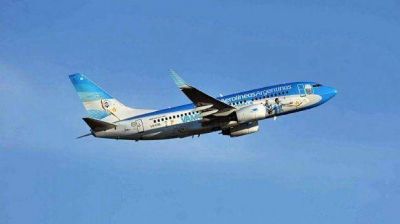 Avi�n de Aerol�neas que ven�a a Salta aterriz� de urgencia en Tucum�n