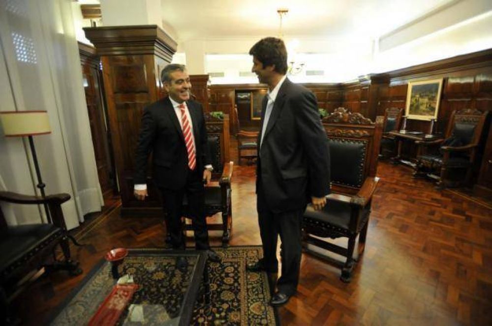 Cano: �se debe controlar a los uniformados�