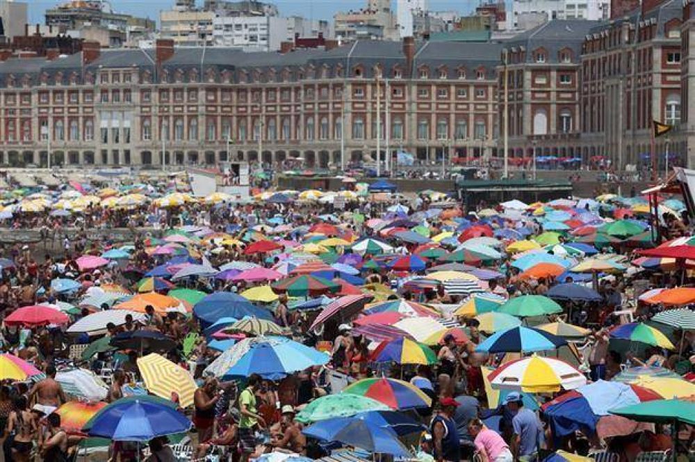 En Mar del Plata, un fin de semana con m�s turistas