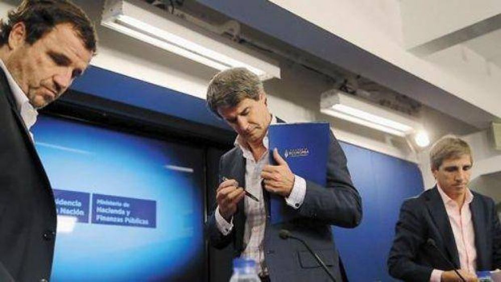 El Gobierno har� p�blica la oferta a los buitres y pretende debatirla en el Congreso