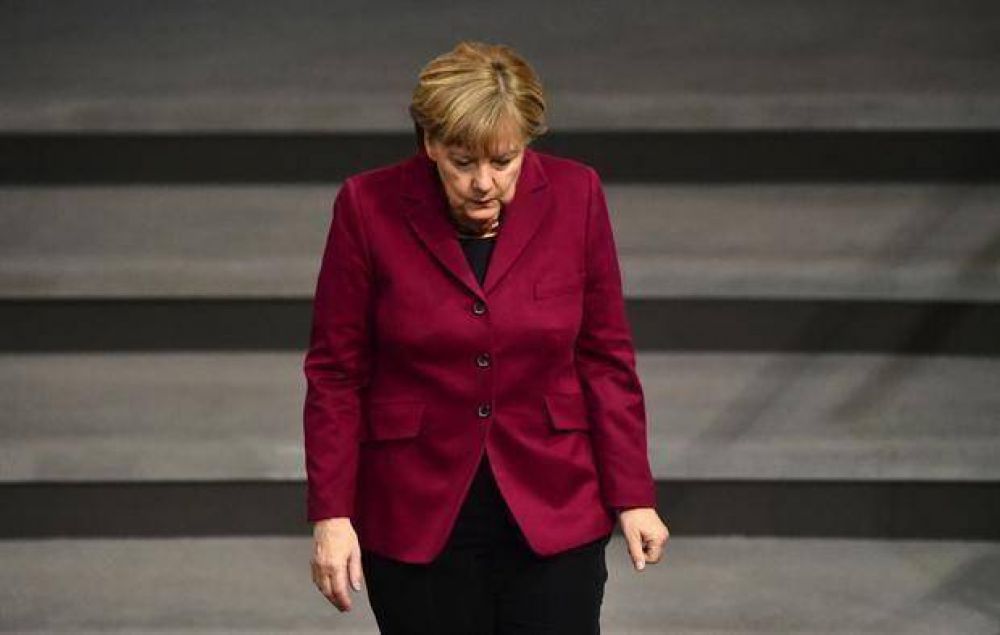 Amenazan con denunciar a Angela Merkel por su pol�tica frente a los refugiados