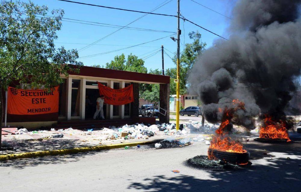 Santa Rosa reabre sus puertas pero siguen los reclamos