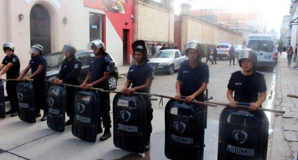 Presentaron h�beas corpus por la liberaci�n de Sala