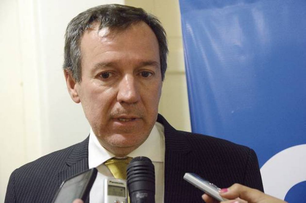 La Municipalidad realiz� tareas de saneamiento por un derrame de petr�leo