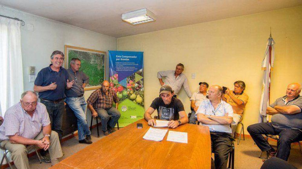 Reuni�n cumbre por la fruticultura en Buenos Aires